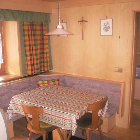 Aparthotel Pars *